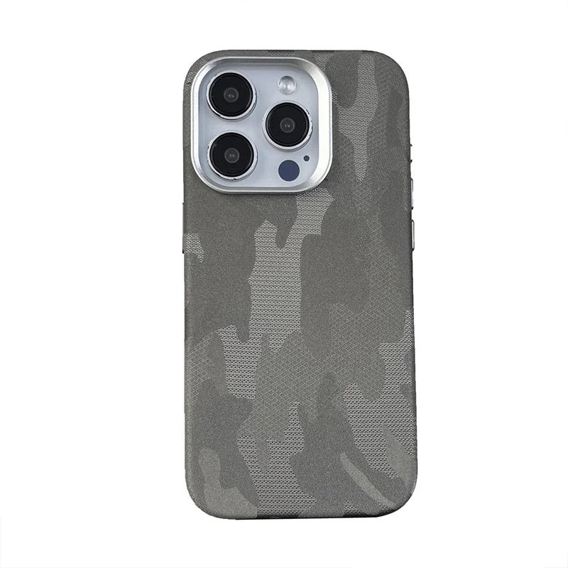 Stoßfeste Camouflage-iPhone-Hülle – Glatter Griff, Schutz in Militärqualität und auffälliger Stil