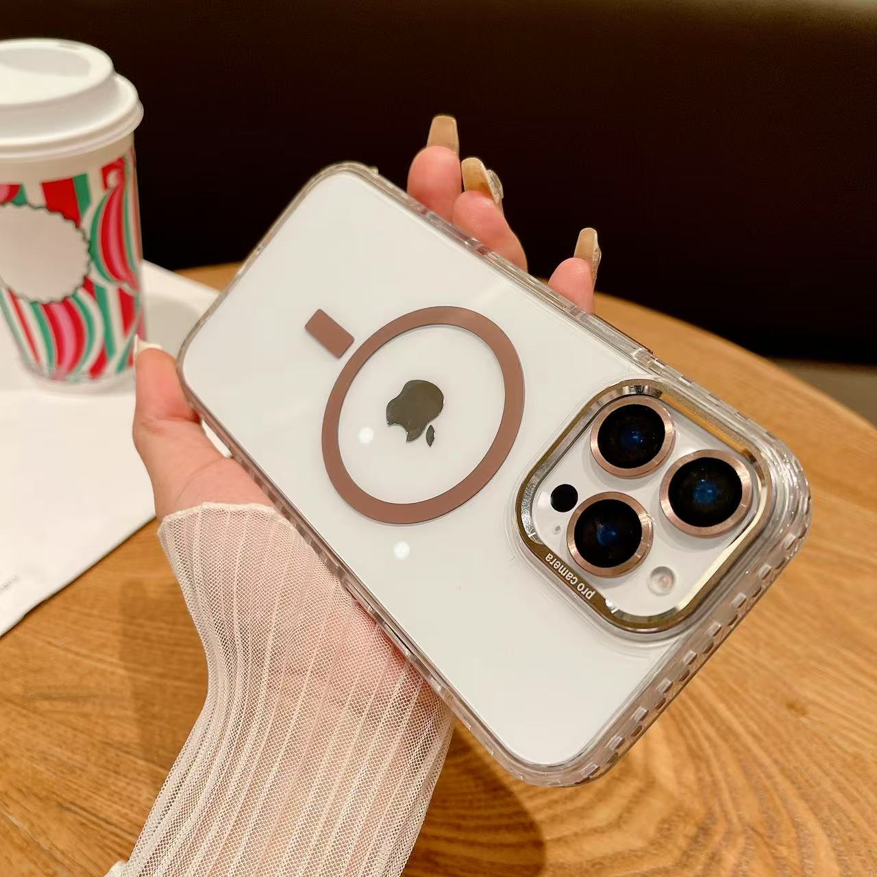 Luxuriöse MagSafe iPhone-Hülle – Schutz und Eleganz vereint